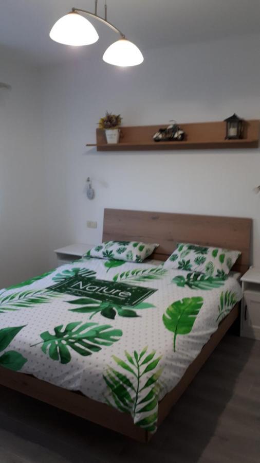Vila Veronika 2 Пула Экстерьер фото