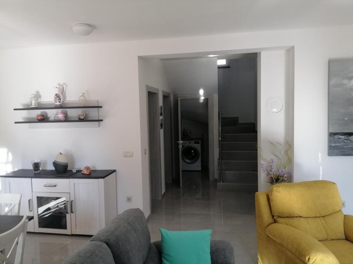 Vila Veronika 2 Пула Экстерьер фото
