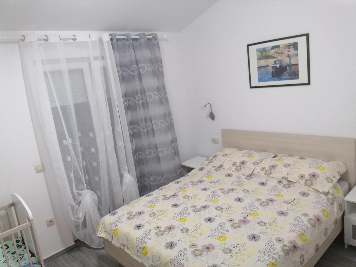 Vila Veronika 2 Пула Экстерьер фото
